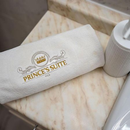 Prince'S Suite - Budget Rooms & Apt Piazza Del Popolo Rom Exteriör bild
