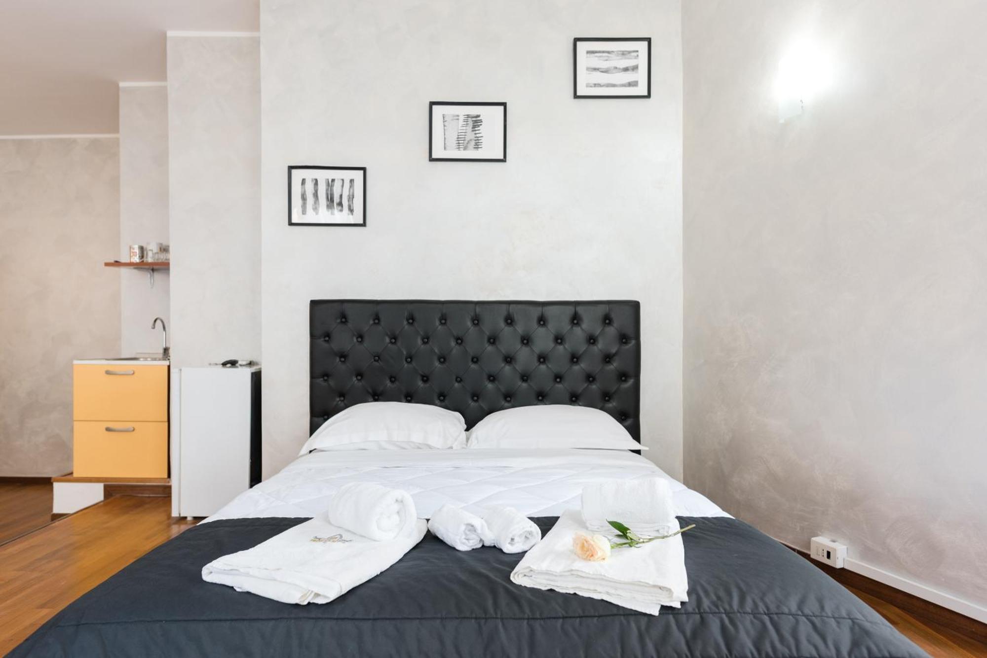 Prince'S Suite - Budget Rooms & Apt Piazza Del Popolo Rom Exteriör bild
