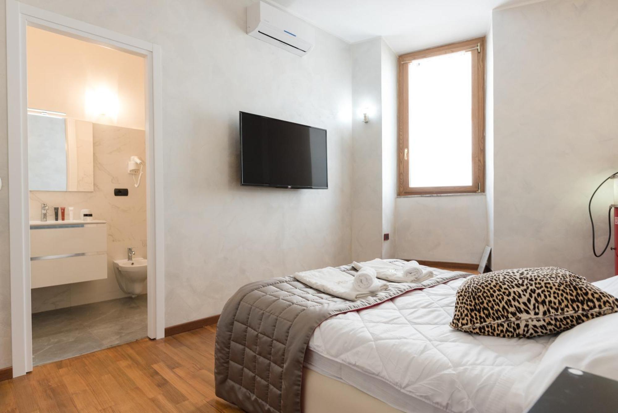 Prince'S Suite - Budget Rooms & Apt Piazza Del Popolo Rom Exteriör bild